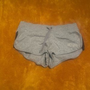 Victoria sport dolphin hem shorts